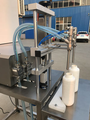 machine du remplissage 10ml liquide semi automatique